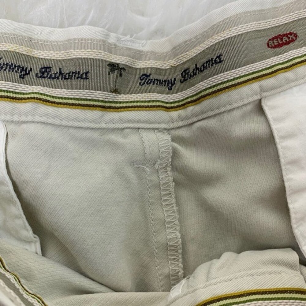 Tommy Bahama Men’s 100% Silk Shorts – Size 38 - Picture 3 of 4